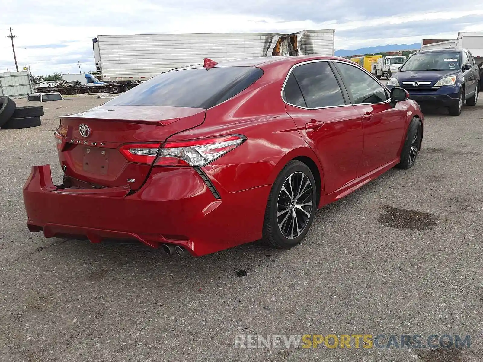 4 Photograph of a damaged car 4T1B11HK6KU174308 TOYOTA CAMRY 2019