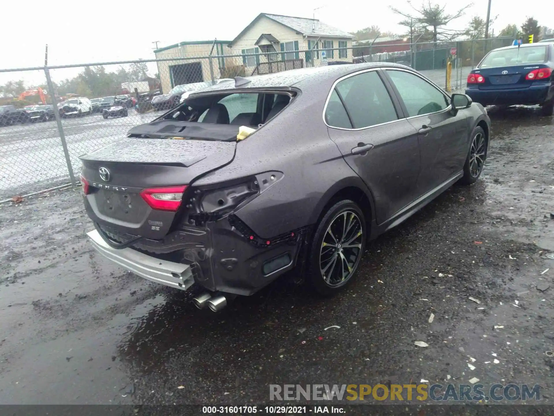 4 Photograph of a damaged car 4T1B11HK6KU174972 TOYOTA CAMRY 2019