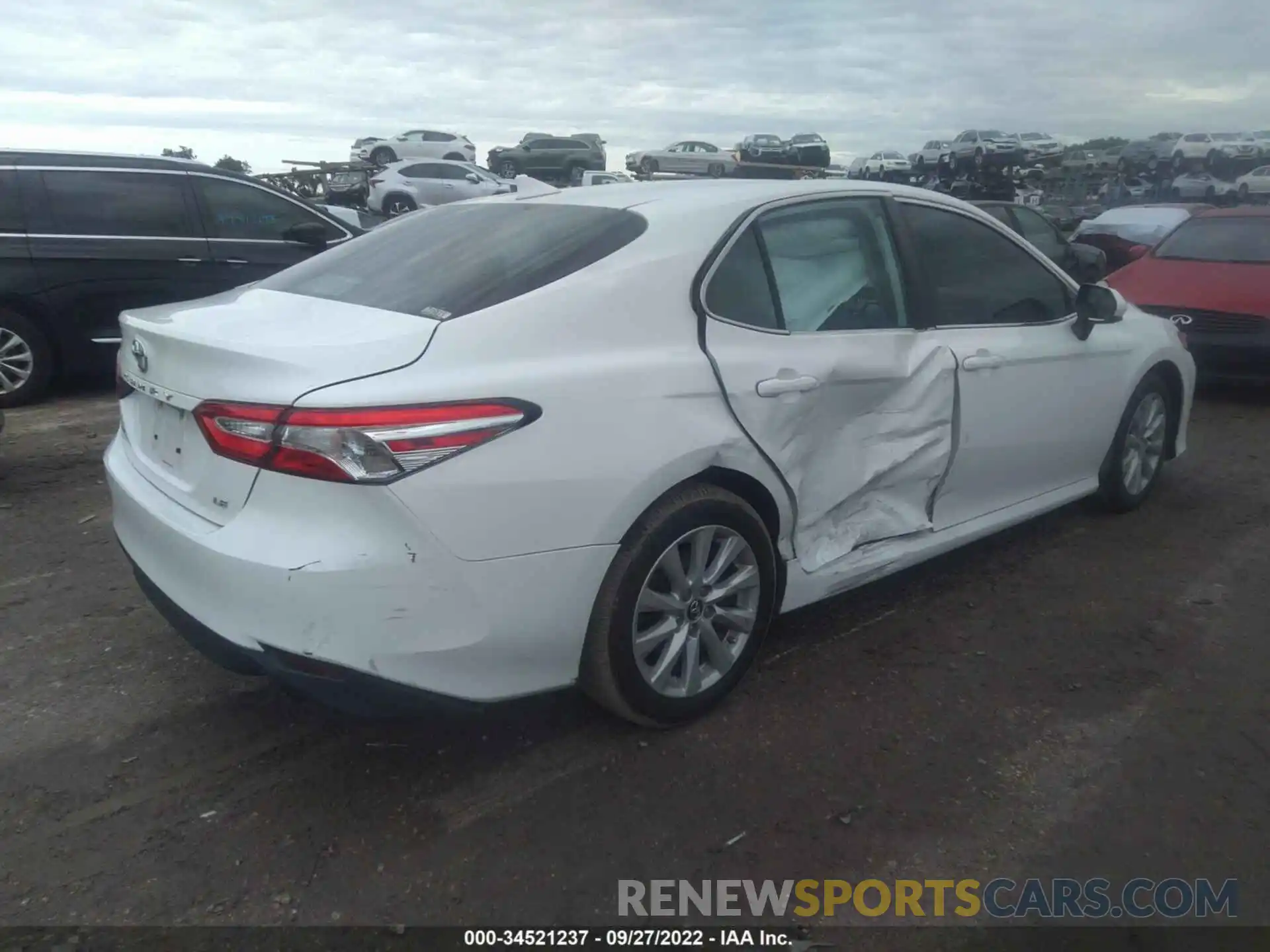 4 Photograph of a damaged car 4T1B11HK6KU178570 TOYOTA CAMRY 2019