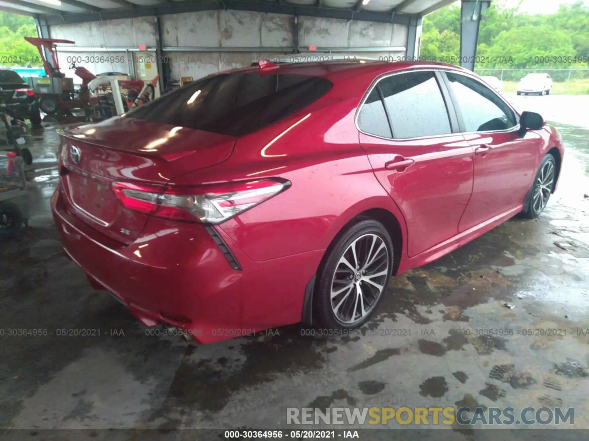 4 Photograph of a damaged car 4T1B11HK6KU194932 TOYOTA CAMRY 2019