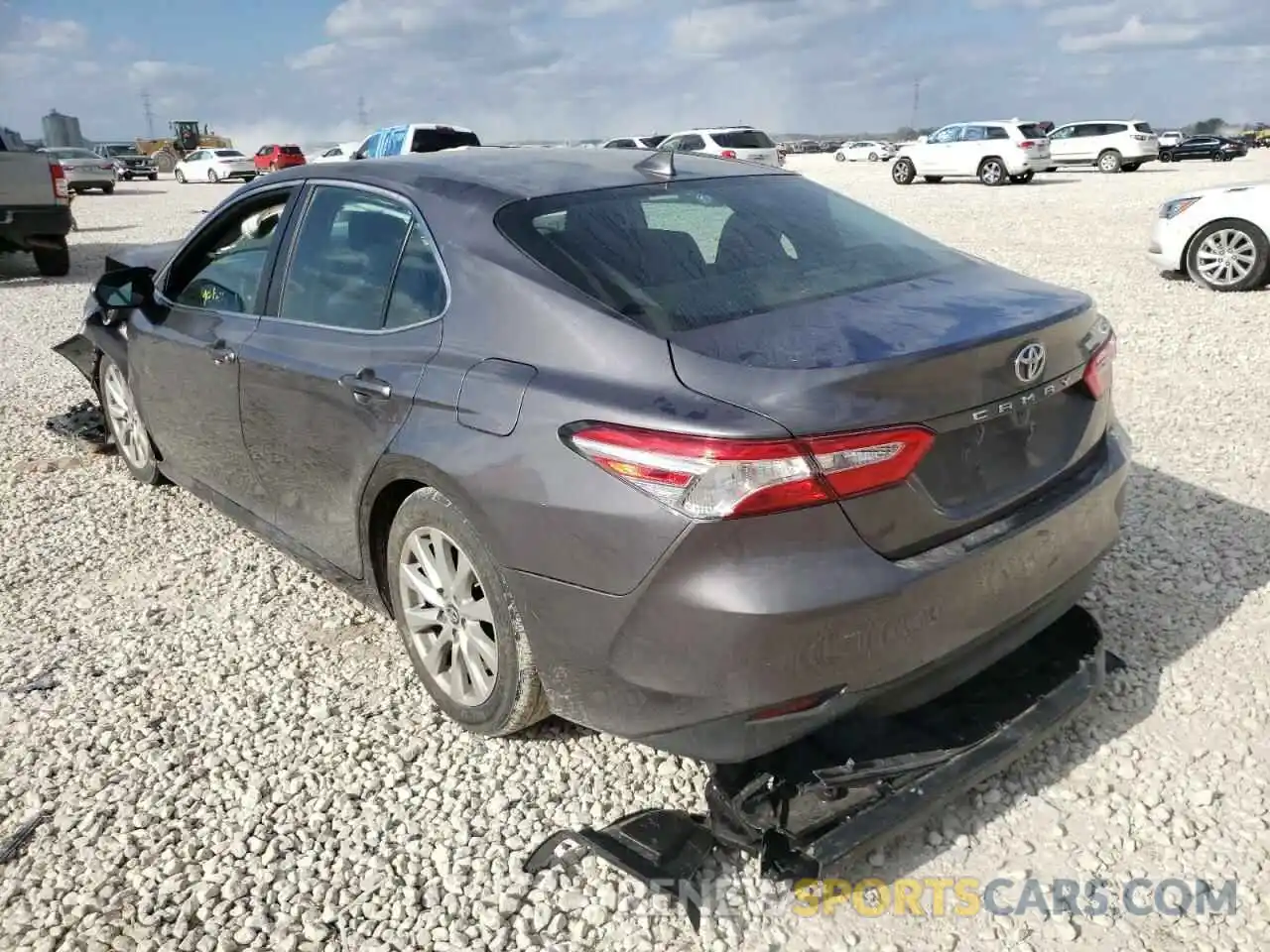 3 Photograph of a damaged car 4T1B11HK6KU196132 TOYOTA CAMRY 2019