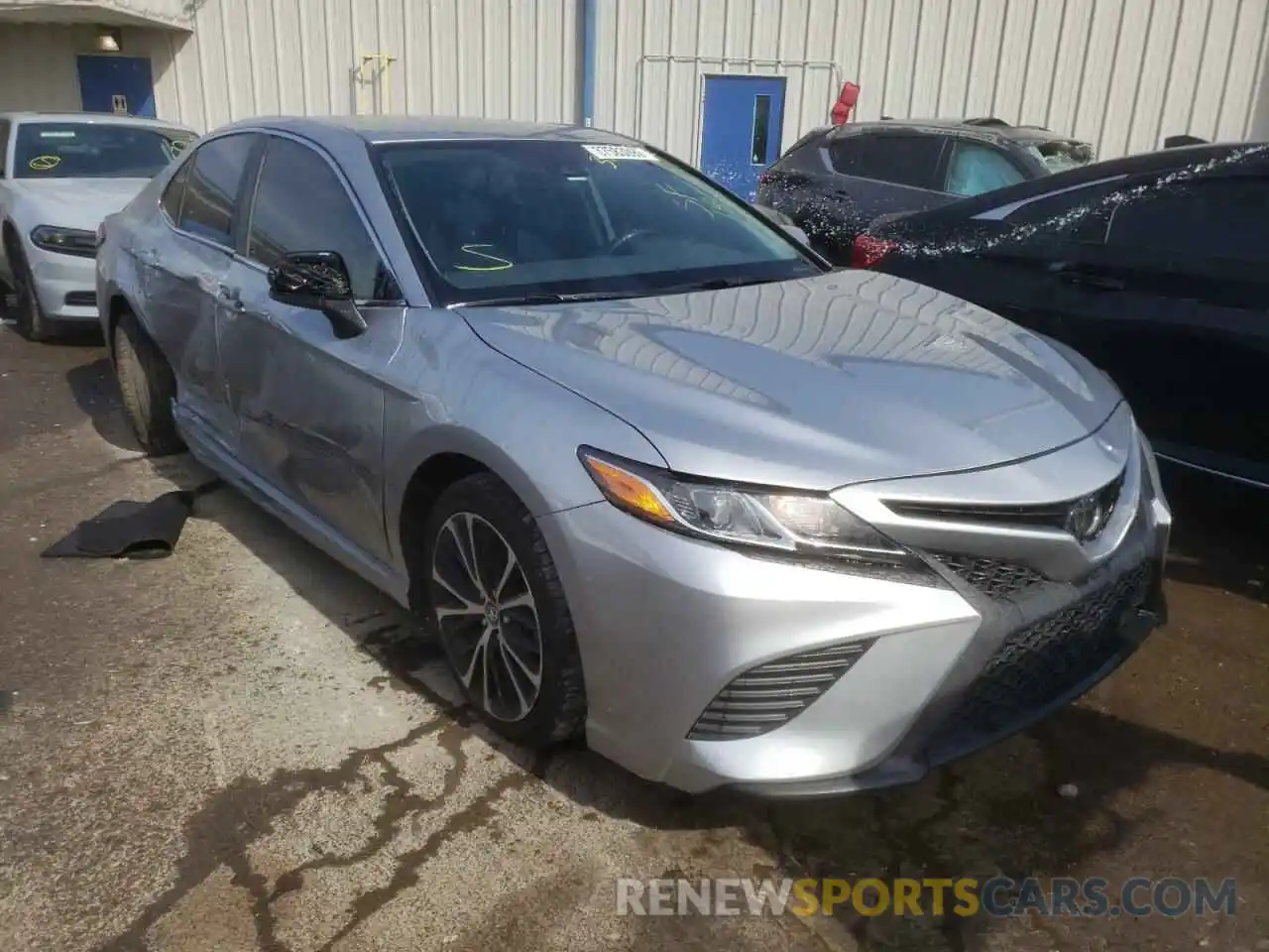 1 Photograph of a damaged car 4T1B11HK6KU197149 TOYOTA CAMRY 2019