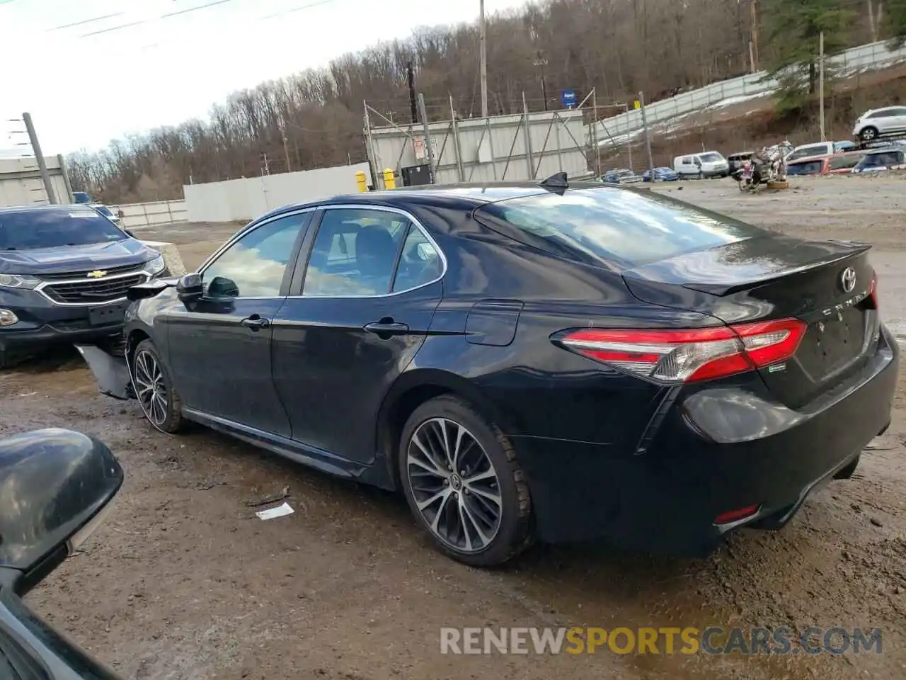 2 Photograph of a damaged car 4T1B11HK6KU198320 TOYOTA CAMRY 2019