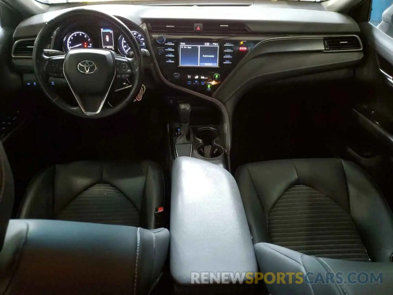 8 Photograph of a damaged car 4T1B11HK6KU202768 TOYOTA CAMRY 2019