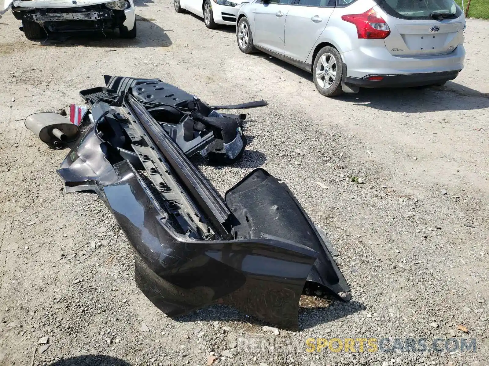 9 Photograph of a damaged car 4T1B11HK6KU205329 TOYOTA CAMRY 2019