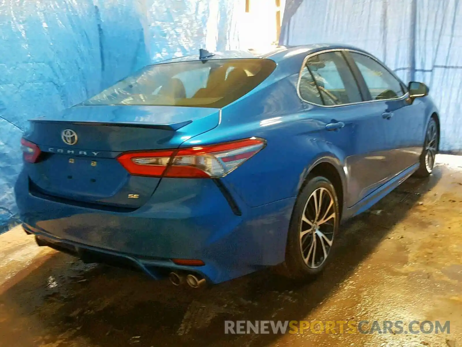 4 Photograph of a damaged car 4T1B11HK6KU206058 TOYOTA CAMRY 2019