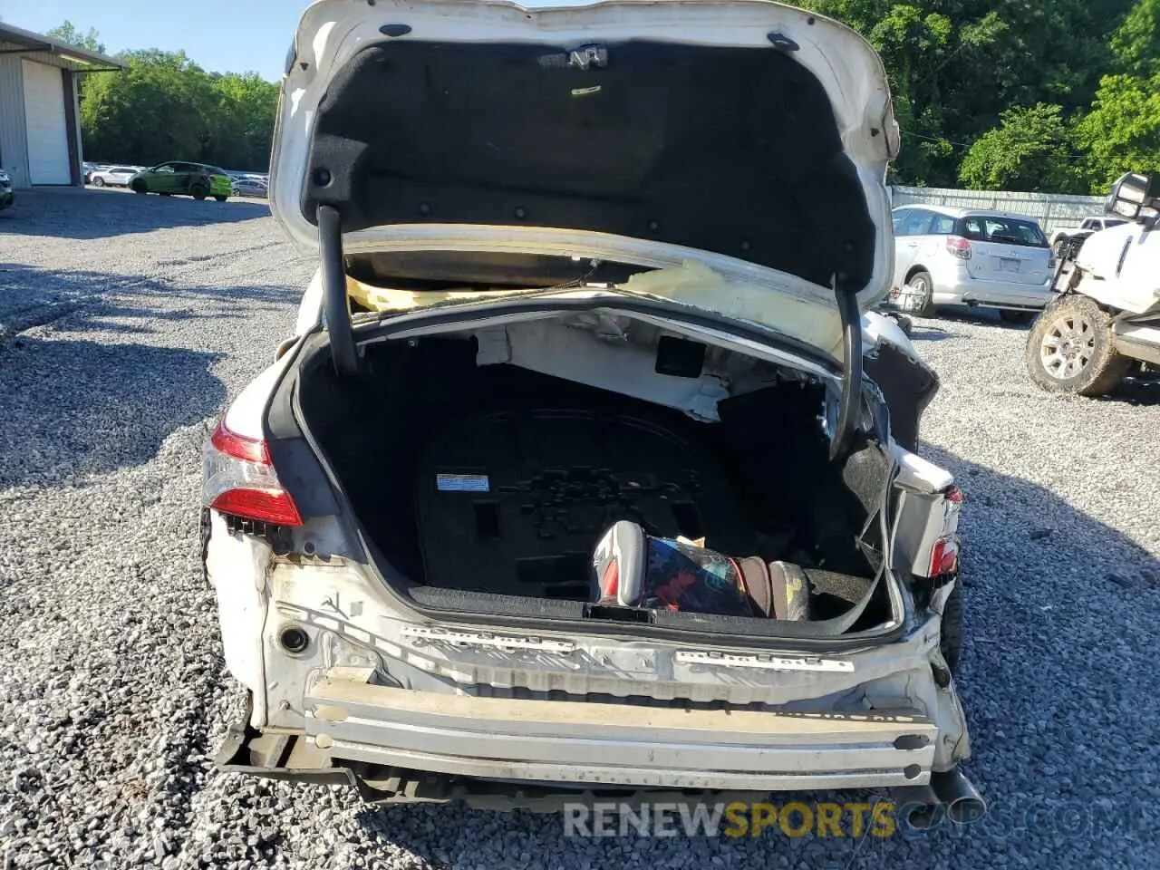 6 Photograph of a damaged car 4T1B11HK6KU206867 TOYOTA CAMRY 2019