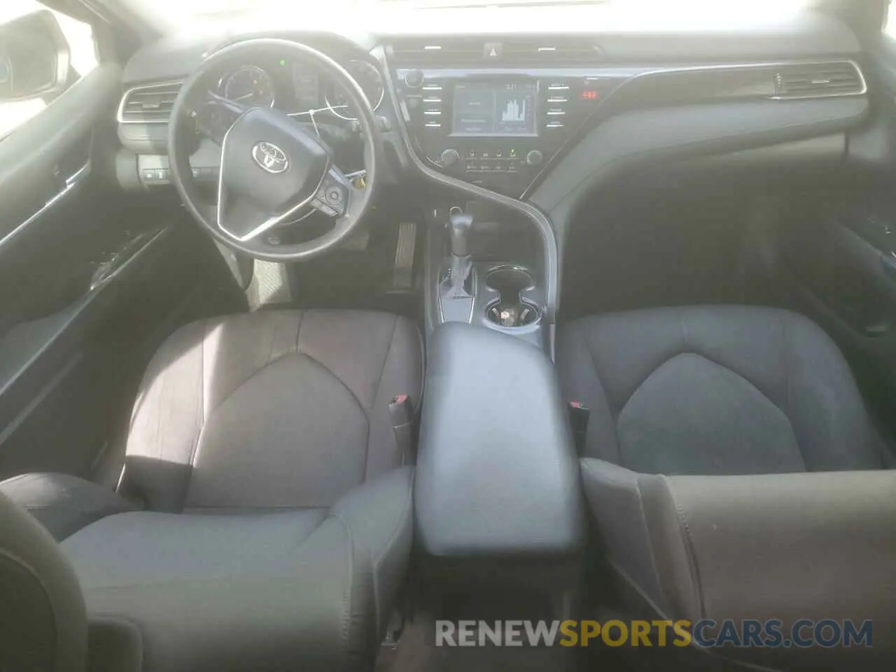 8 Photograph of a damaged car 4T1B11HK6KU207081 TOYOTA CAMRY 2019