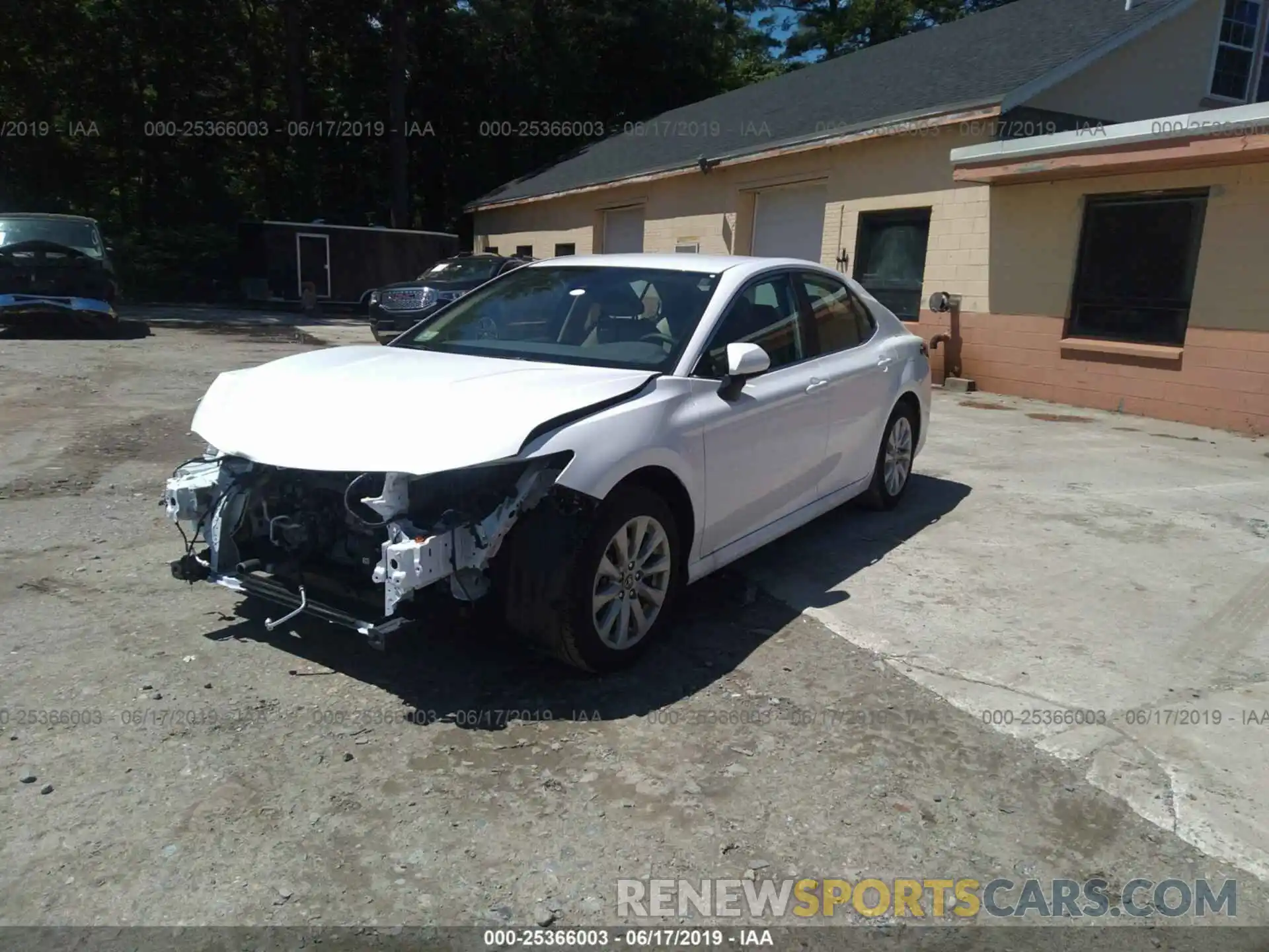 2 Photograph of a damaged car 4T1B11HK6KU209140 TOYOTA CAMRY 2019