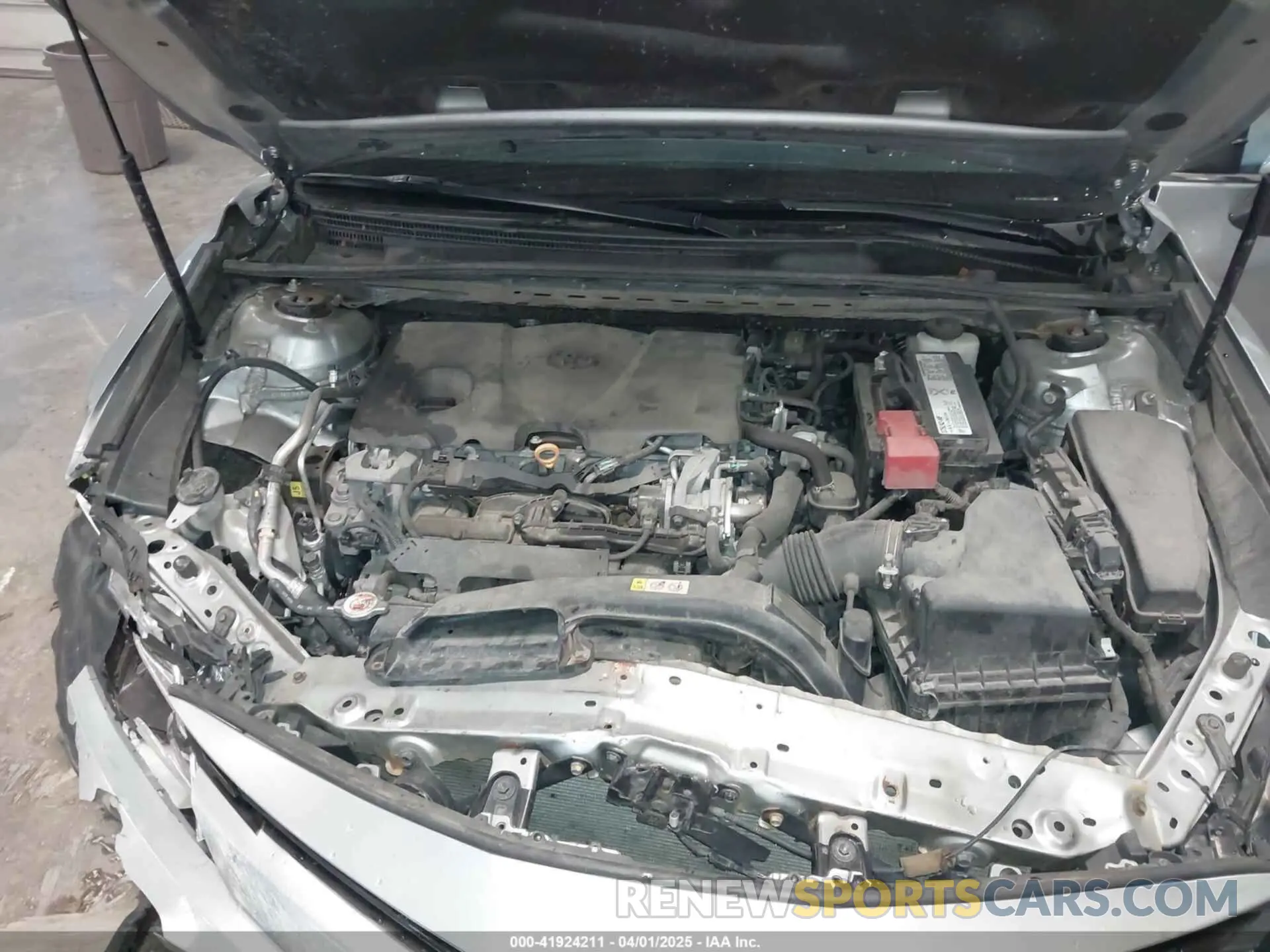 10 Photograph of a damaged car 4T1B11HK6KU210613 TOYOTA CAMRY 2019