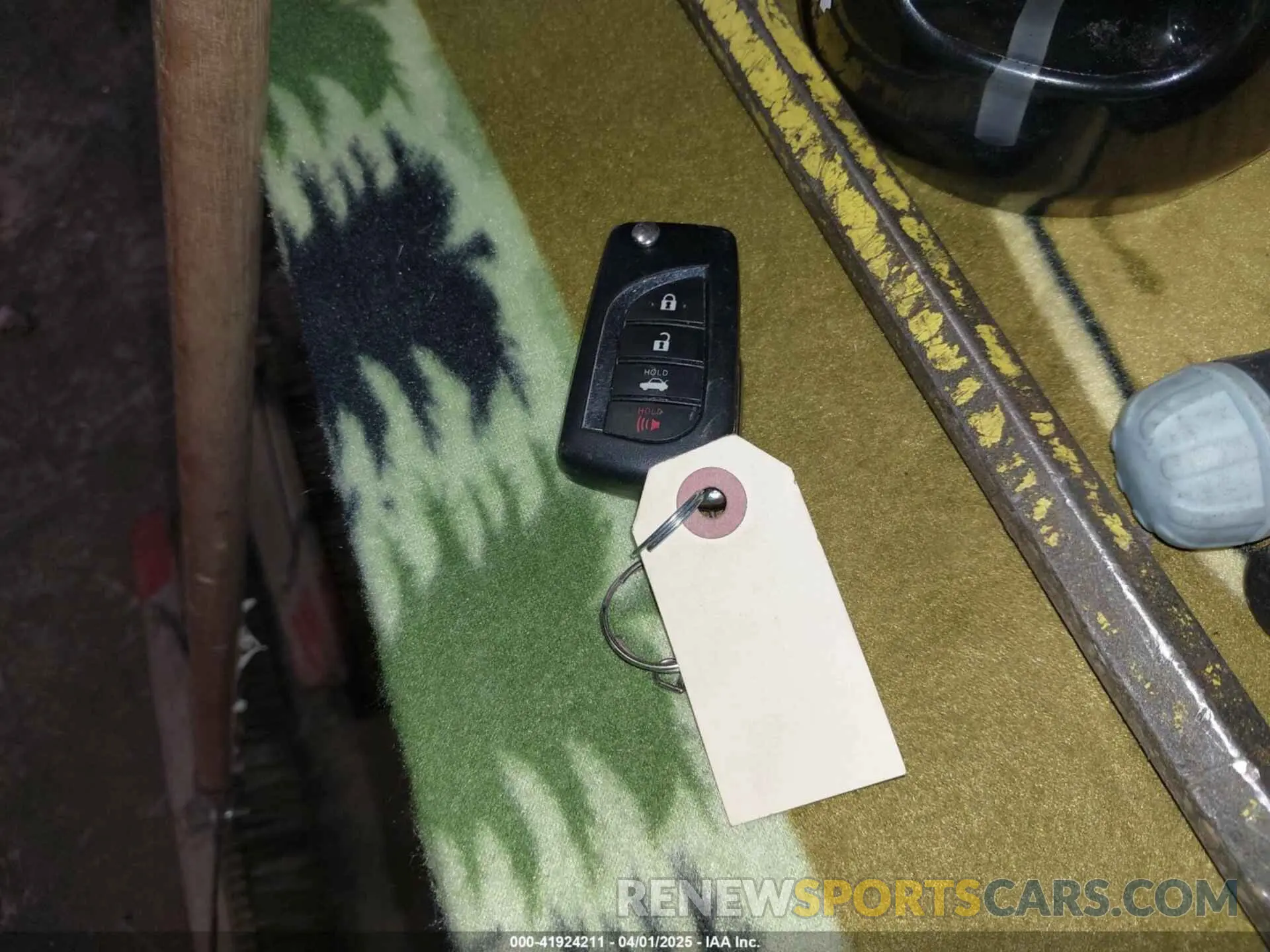 11 Photograph of a damaged car 4T1B11HK6KU210613 TOYOTA CAMRY 2019
