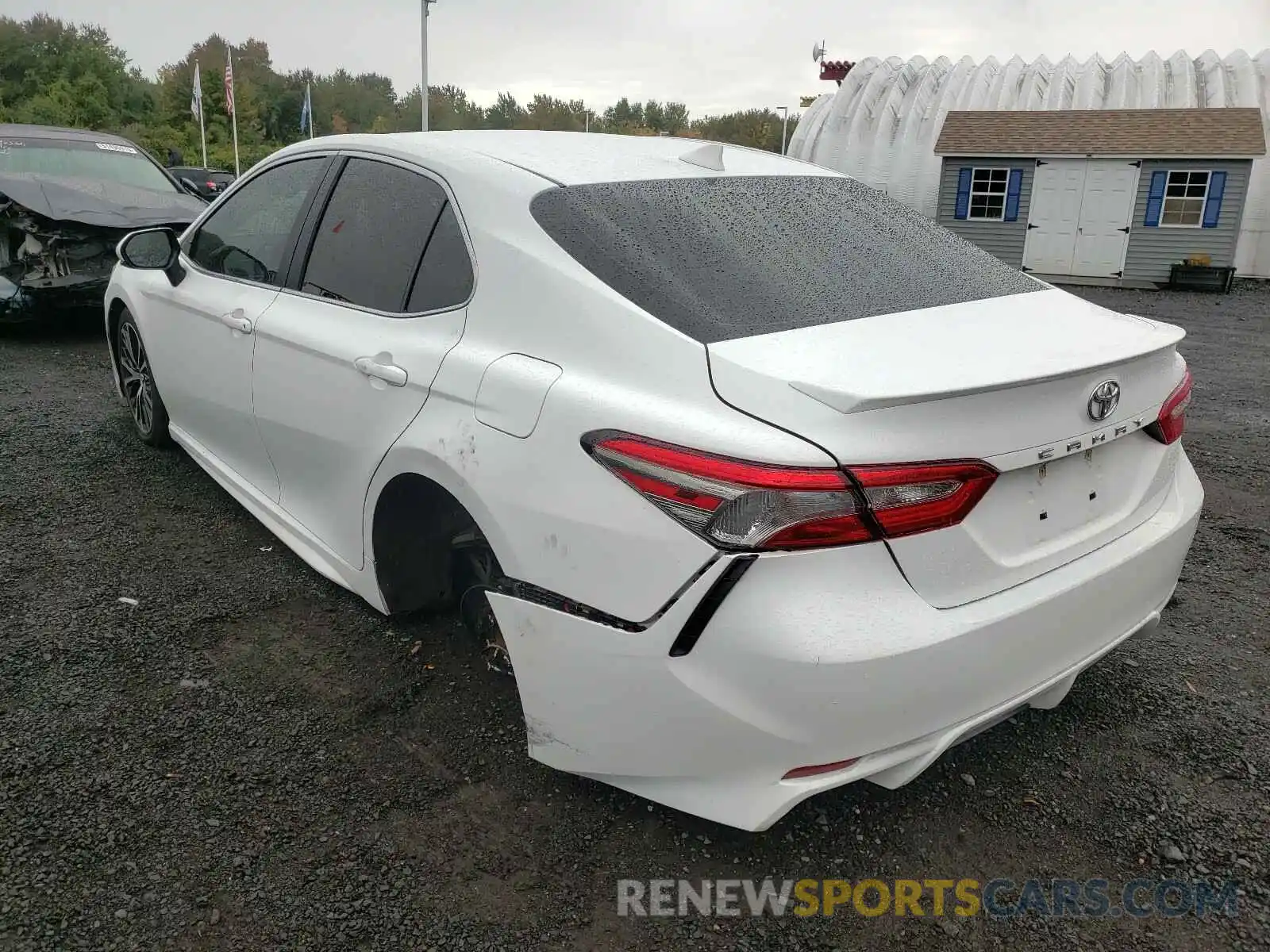 3 Photograph of a damaged car 4T1B11HK6KU213575 TOYOTA CAMRY 2019