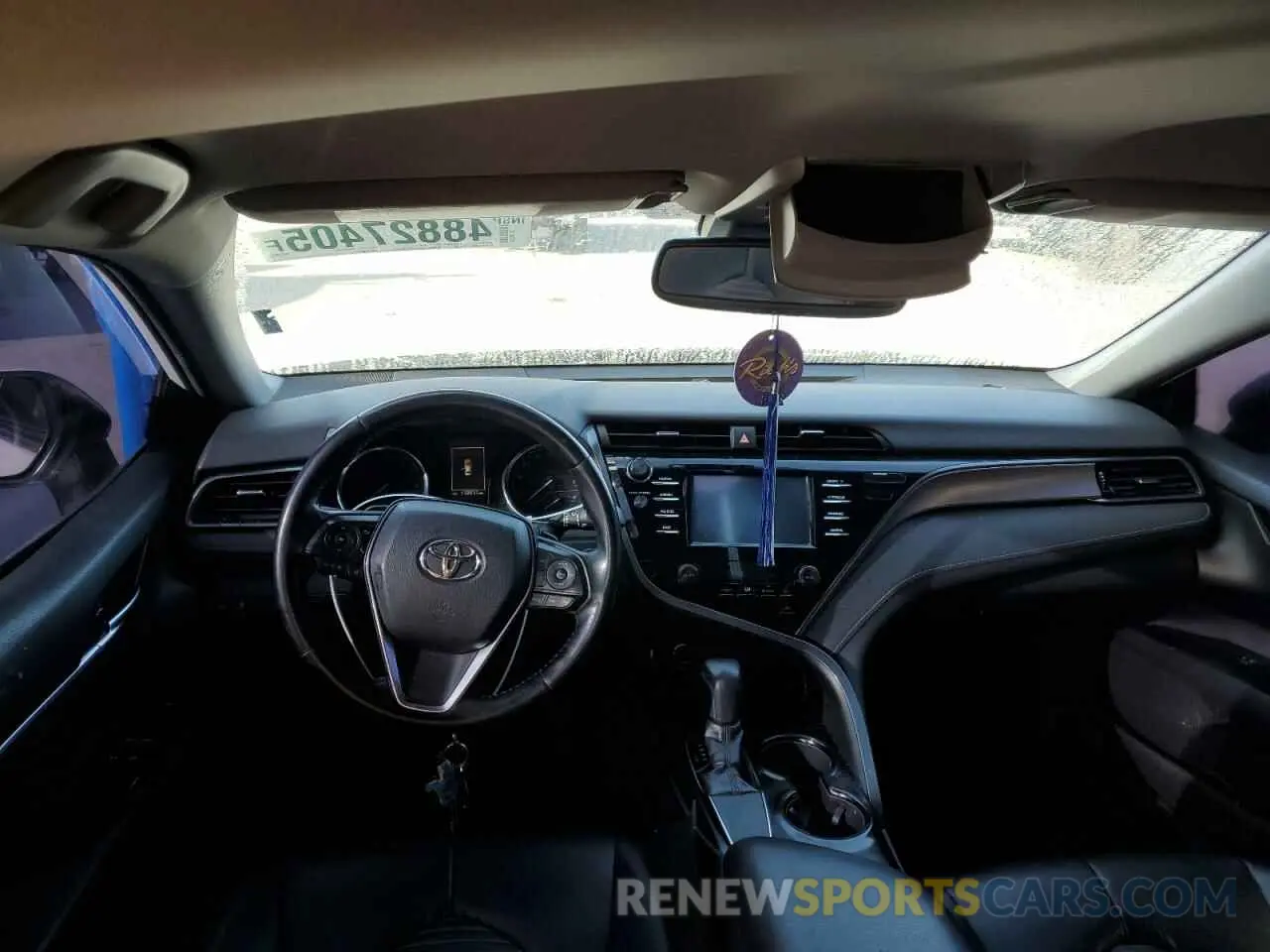 8 Photograph of a damaged car 4T1B11HK6KU218016 TOYOTA CAMRY 2019