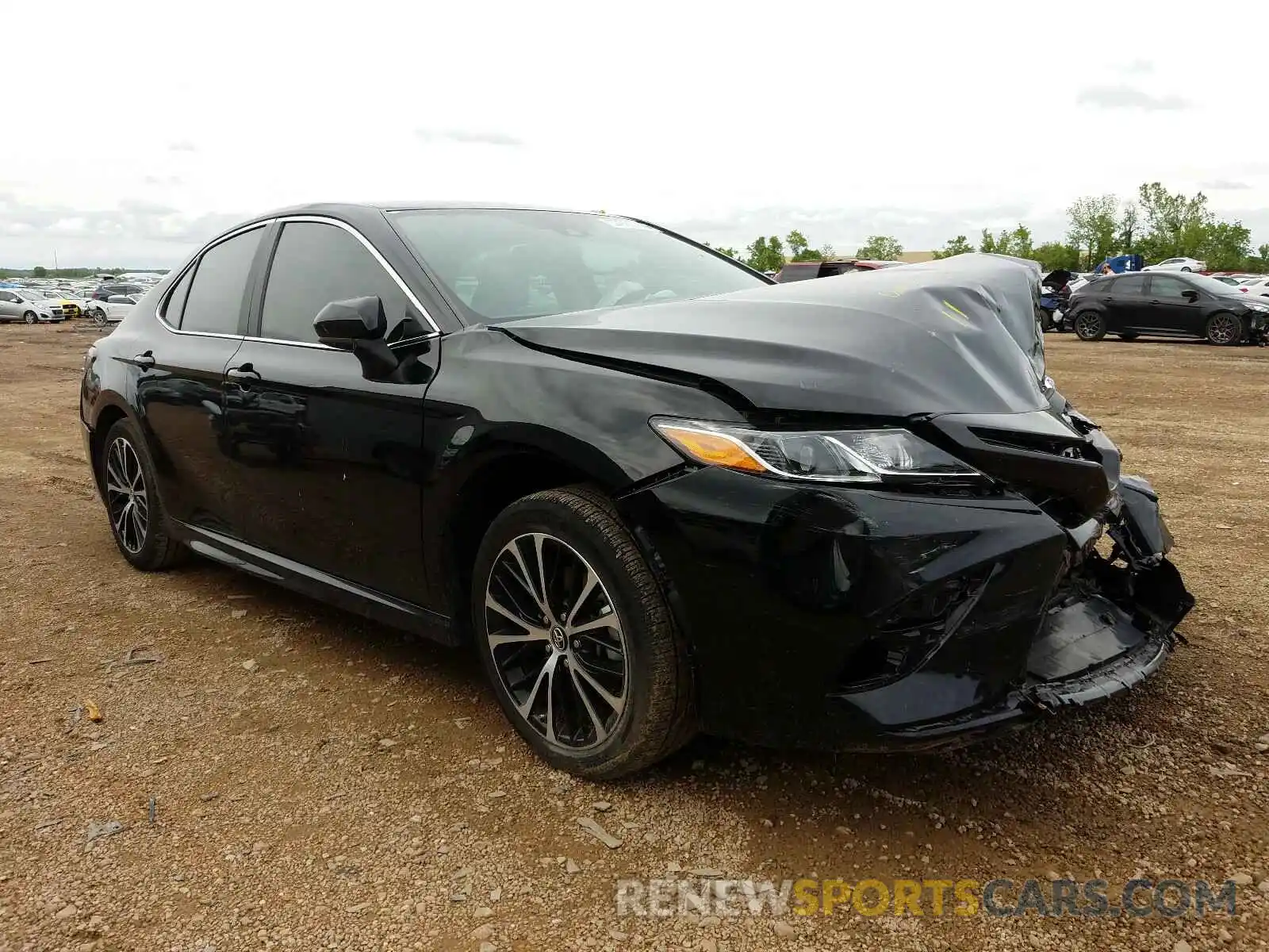 1 Photograph of a damaged car 4T1B11HK6KU218520 TOYOTA CAMRY 2019