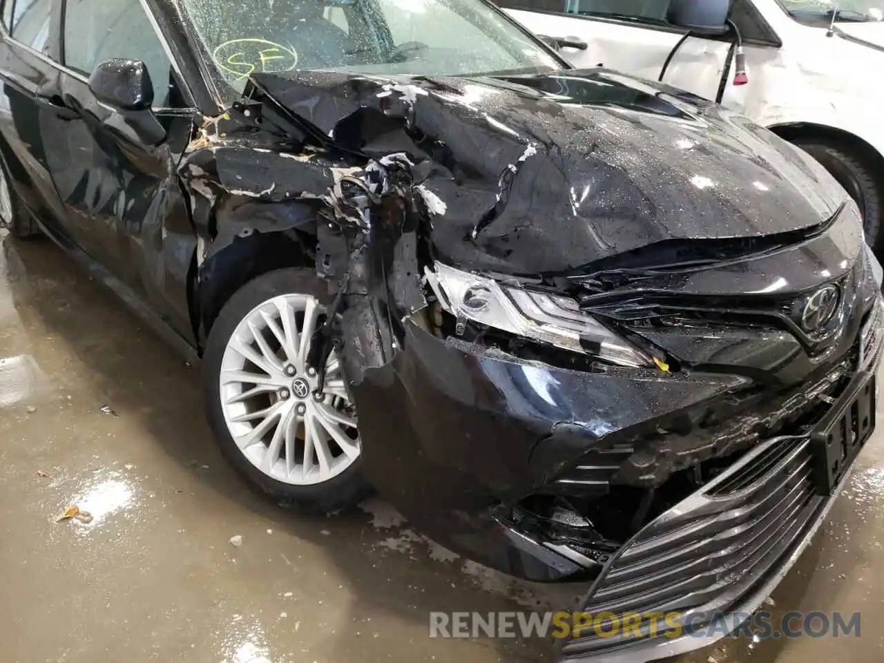 9 Photograph of a damaged car 4T1B11HK6KU219702 TOYOTA CAMRY 2019