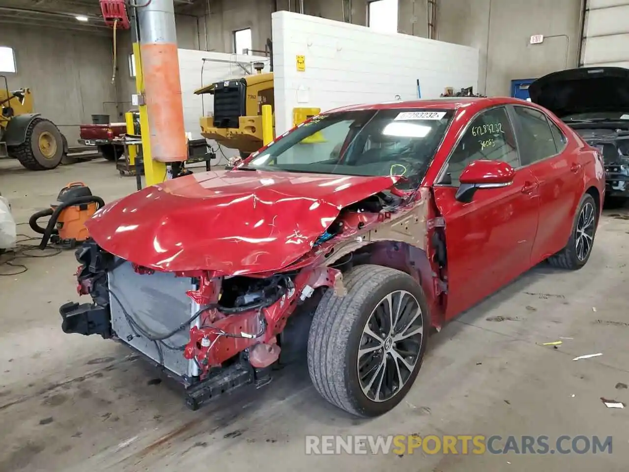 2 Photograph of a damaged car 4T1B11HK6KU221756 TOYOTA CAMRY 2019