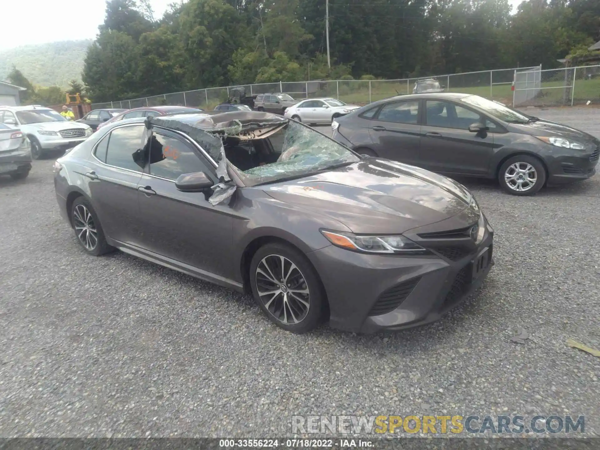 1 Photograph of a damaged car 4T1B11HK6KU224401 TOYOTA CAMRY 2019