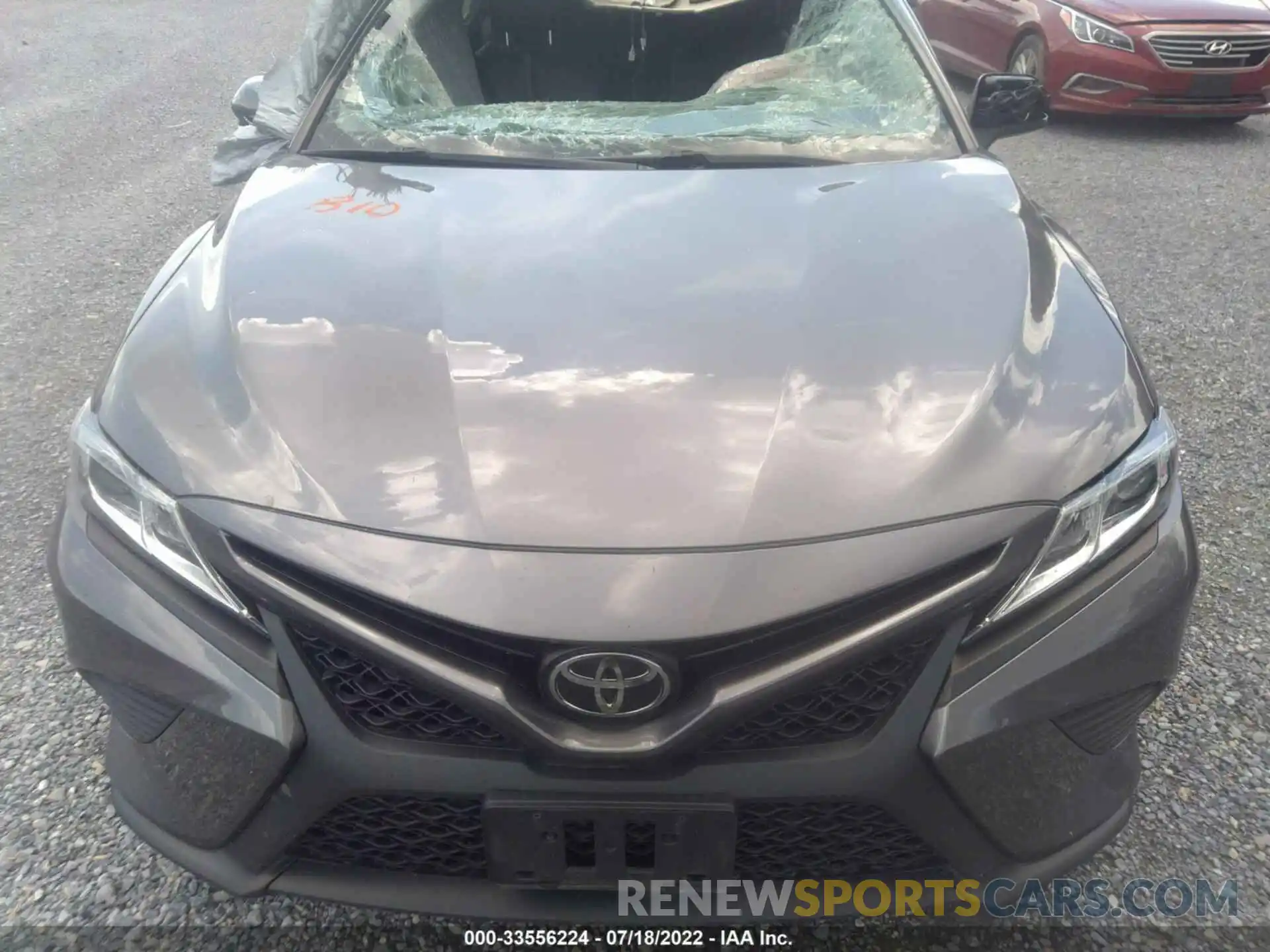 10 Photograph of a damaged car 4T1B11HK6KU224401 TOYOTA CAMRY 2019