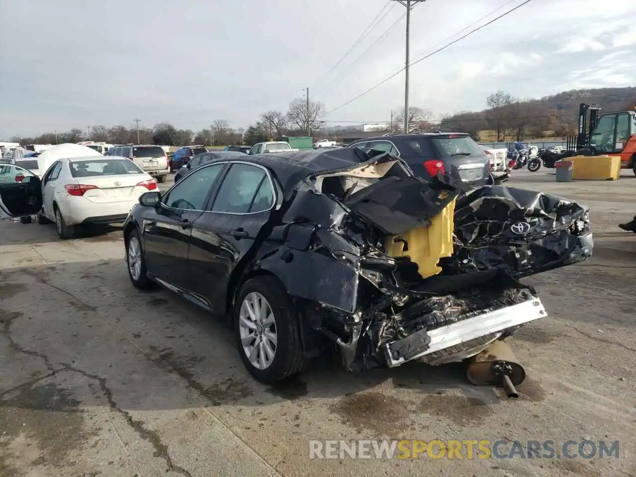 3 Photograph of a damaged car 4T1B11HK6KU232109 TOYOTA CAMRY 2019