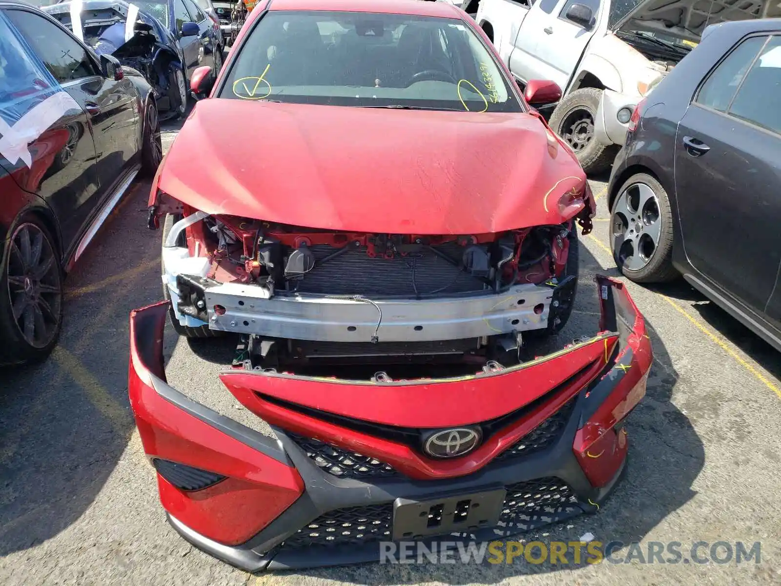 9 Photograph of a damaged car 4T1B11HK6KU234507 TOYOTA CAMRY 2019