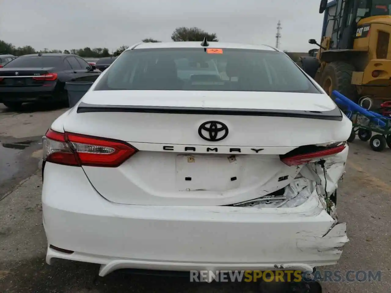 6 Photograph of a damaged car 4T1B11HK6KU237214 TOYOTA CAMRY 2019