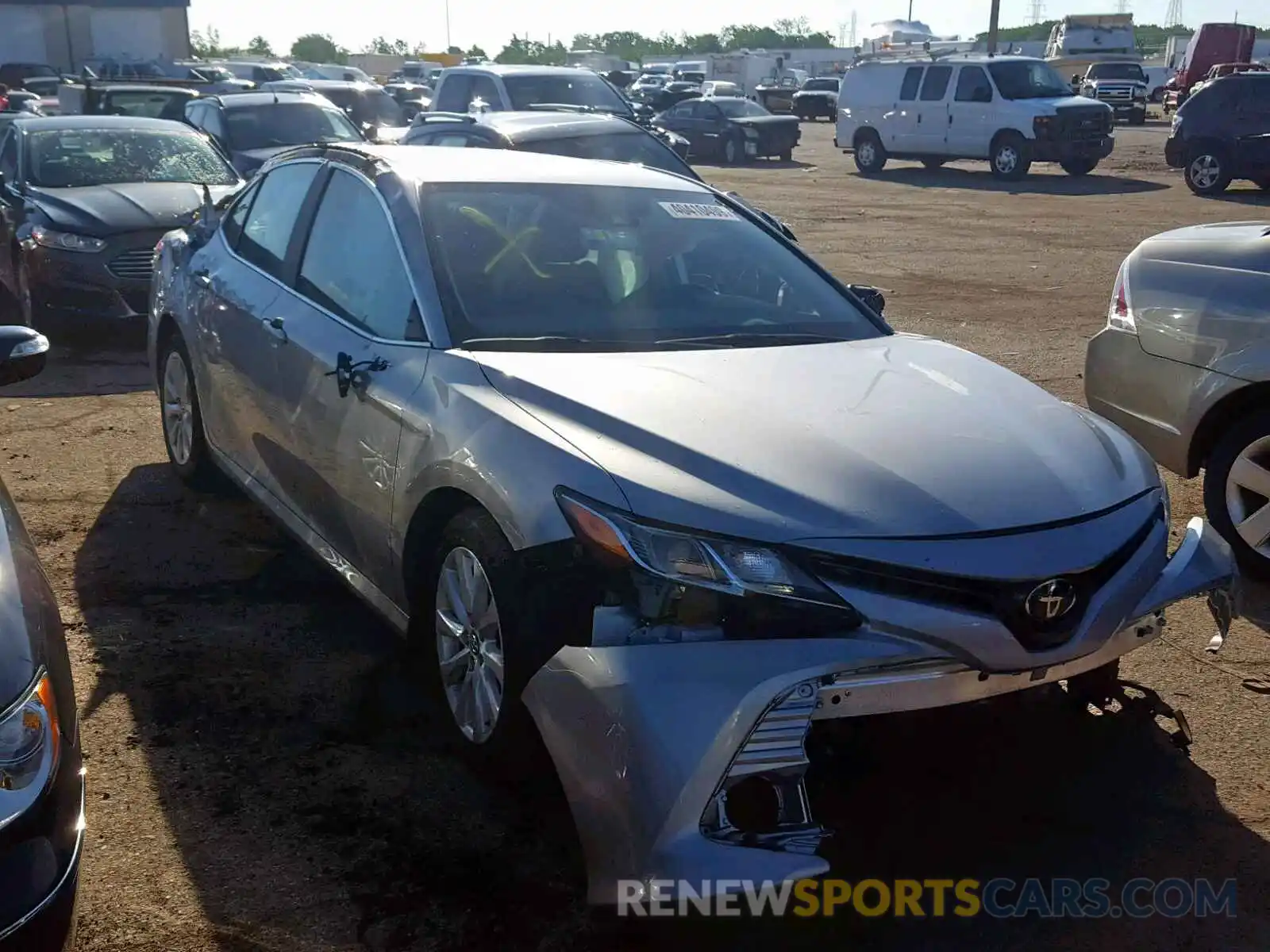 1 Photograph of a damaged car 4T1B11HK6KU238668 TOYOTA CAMRY 2019