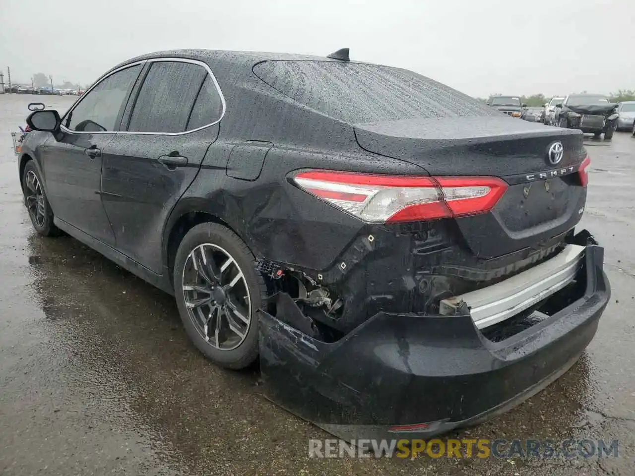 3 Photograph of a damaged car 4T1B11HK6KU238864 TOYOTA CAMRY 2019