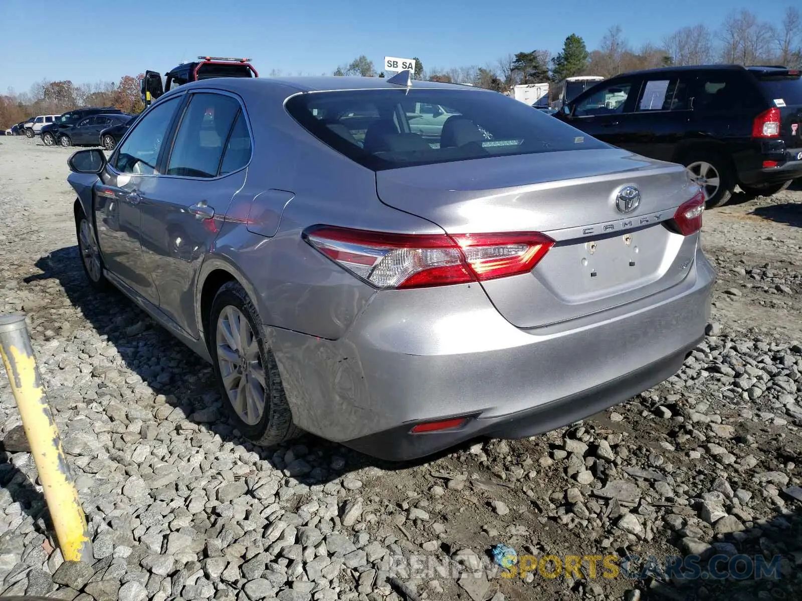 3 Photograph of a damaged car 4T1B11HK6KU241232 TOYOTA CAMRY 2019