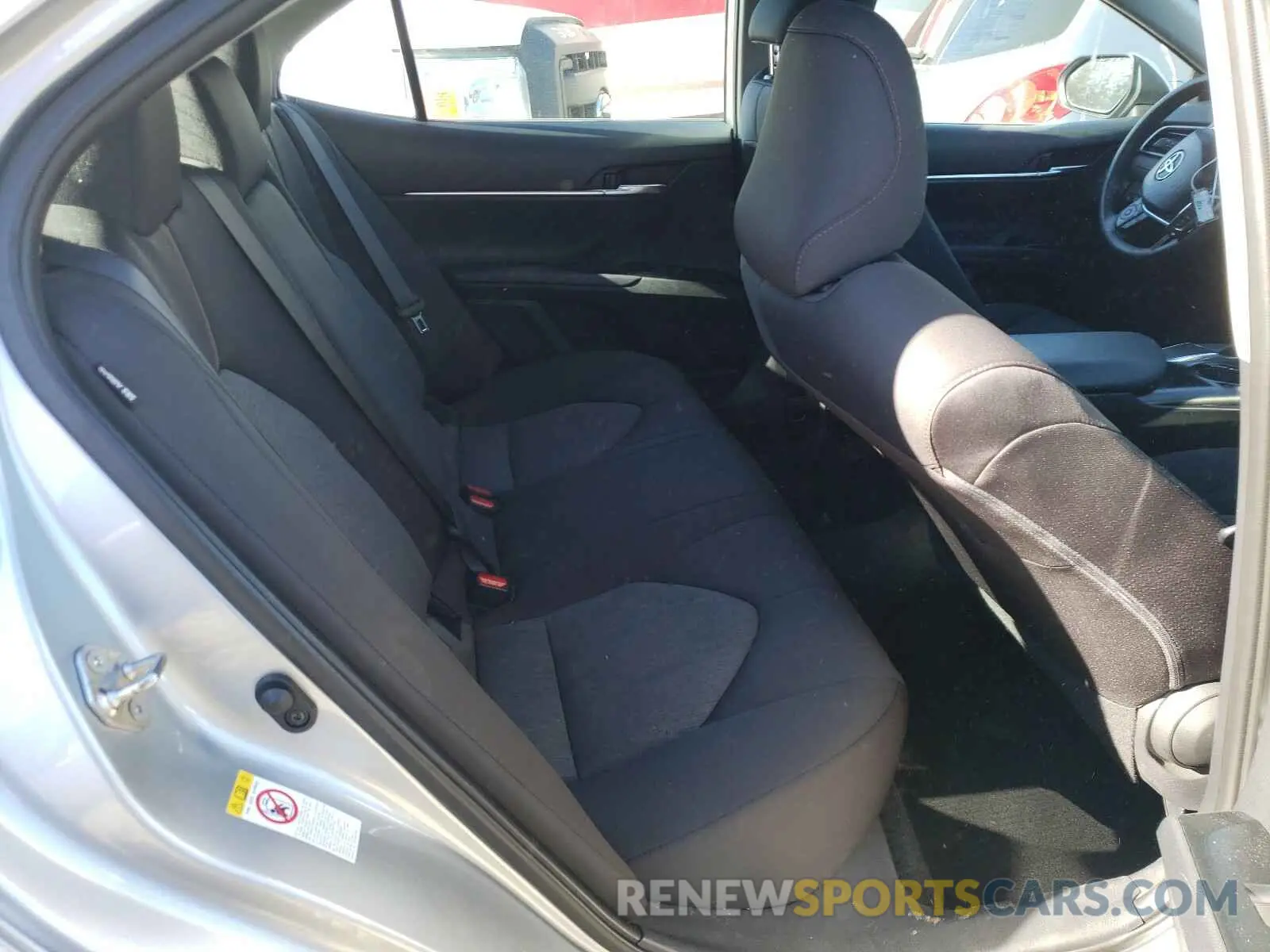 6 Photograph of a damaged car 4T1B11HK6KU241232 TOYOTA CAMRY 2019