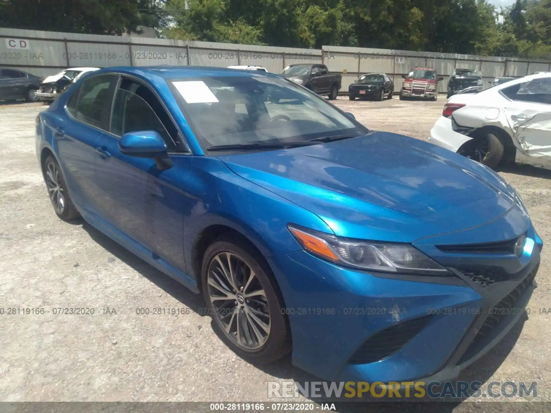 1 Photograph of a damaged car 4T1B11HK6KU245619 TOYOTA CAMRY 2019