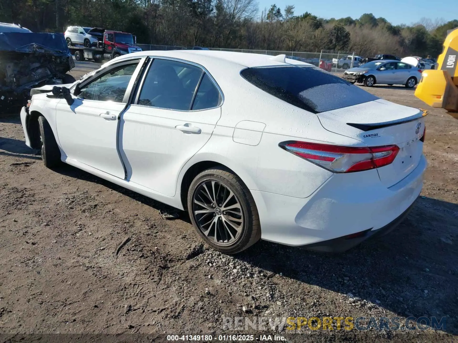 3 Photograph of a damaged car 4T1B11HK6KU247578 TOYOTA CAMRY 2019