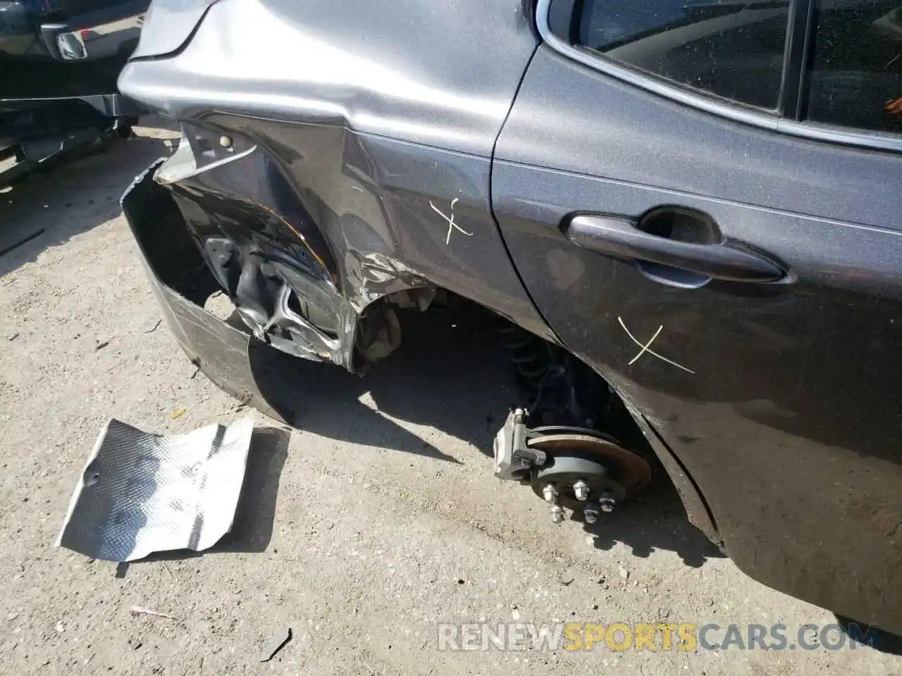 9 Photograph of a damaged car 4T1B11HK6KU248326 TOYOTA CAMRY 2019