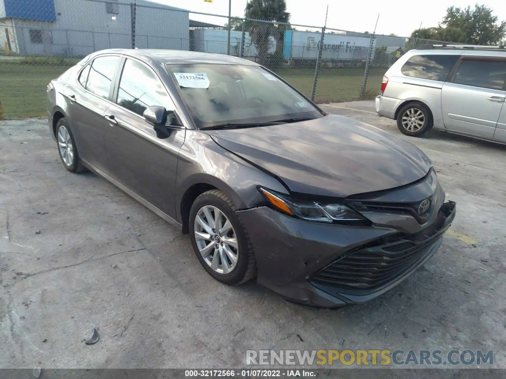 1 Photograph of a damaged car 4T1B11HK6KU257012 TOYOTA CAMRY 2019