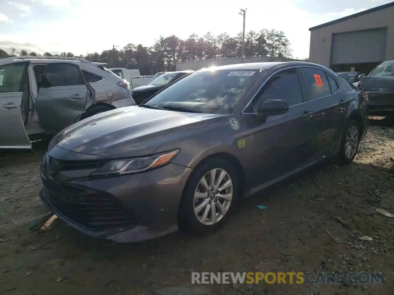 1 Photograph of a damaged car 4T1B11HK6KU258290 TOYOTA CAMRY 2019