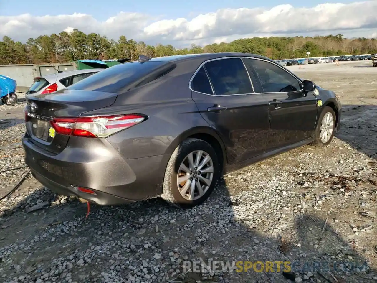 3 Photograph of a damaged car 4T1B11HK6KU258290 TOYOTA CAMRY 2019