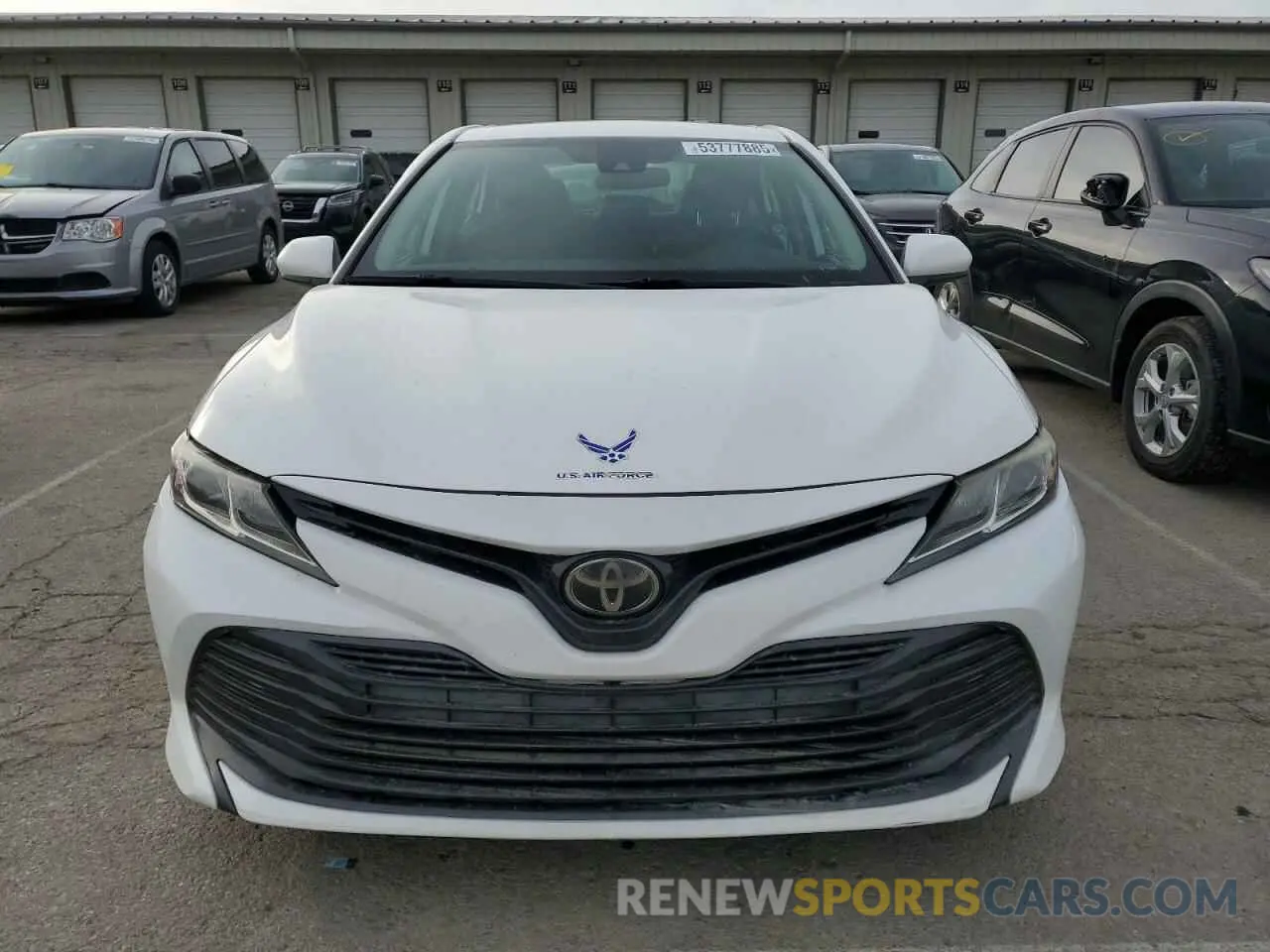 5 Photograph of a damaged car 4T1B11HK6KU258712 TOYOTA CAMRY 2019