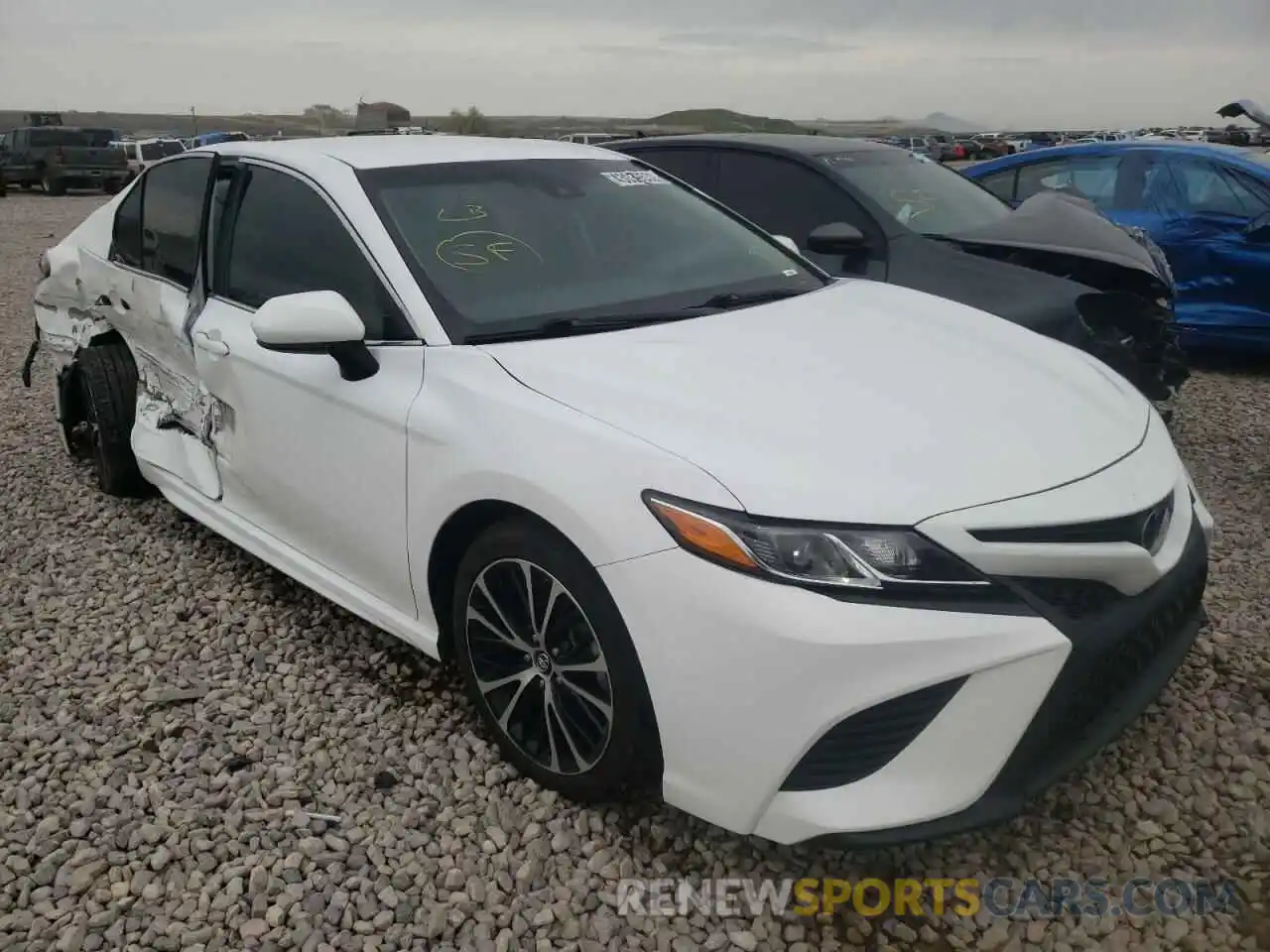 1 Photograph of a damaged car 4T1B11HK6KU259410 TOYOTA CAMRY 2019