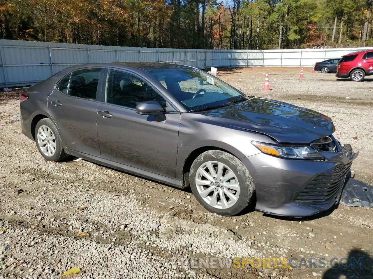 4 Photograph of a damaged car 4T1B11HK6KU261884 TOYOTA CAMRY 2019
