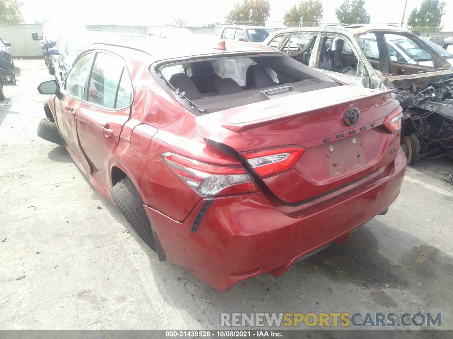 3 Photograph of a damaged car 4T1B11HK6KU265448 TOYOTA CAMRY 2019