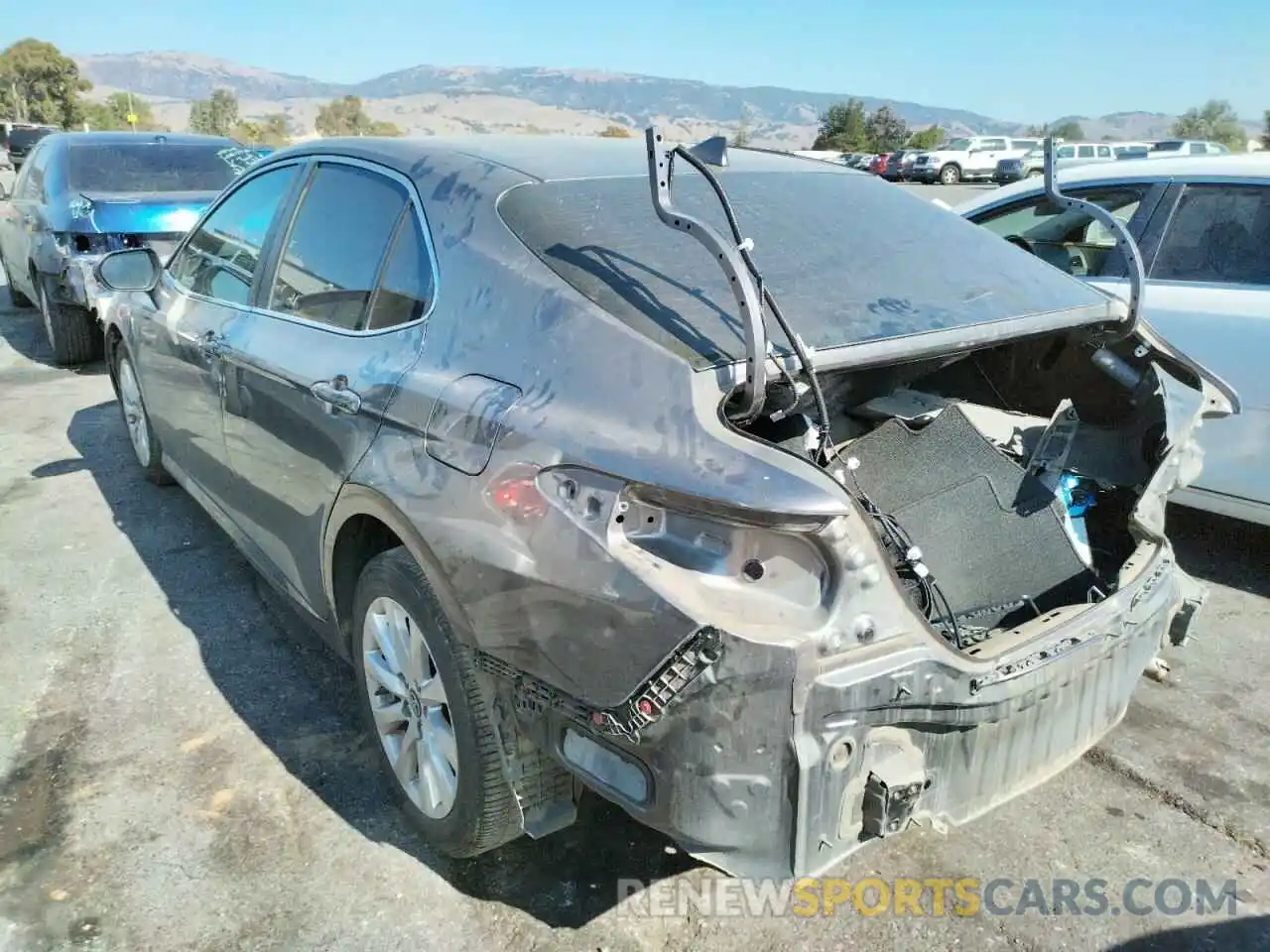 3 Photograph of a damaged car 4T1B11HK6KU266129 TOYOTA CAMRY 2019