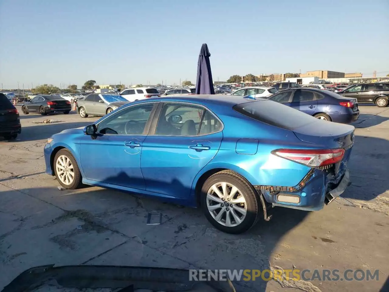 2 Photograph of a damaged car 4T1B11HK6KU267751 TOYOTA CAMRY 2019