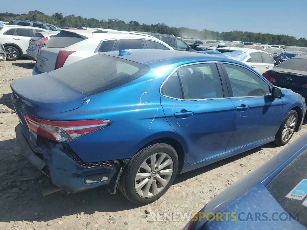 3 Photograph of a damaged car 4T1B11HK6KU267751 TOYOTA CAMRY 2019