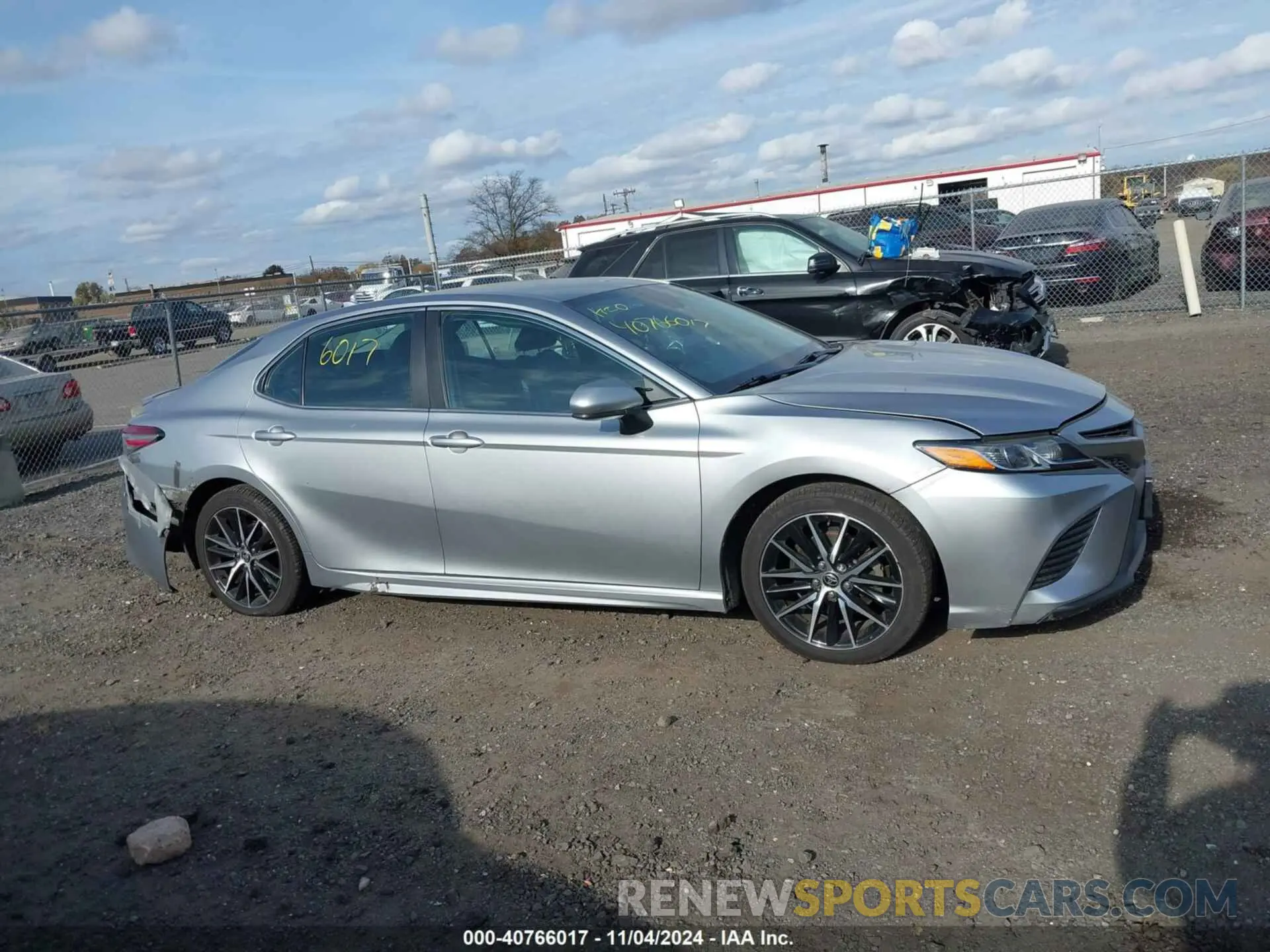 13 Photograph of a damaged car 4T1B11HK6KU268835 TOYOTA CAMRY 2019