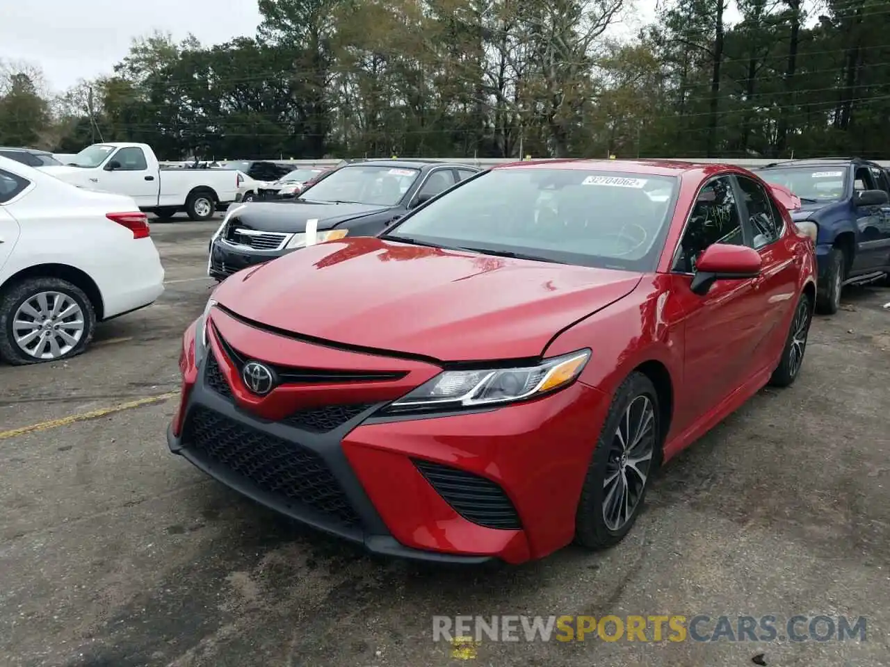 2 Photograph of a damaged car 4T1B11HK6KU272092 TOYOTA CAMRY 2019