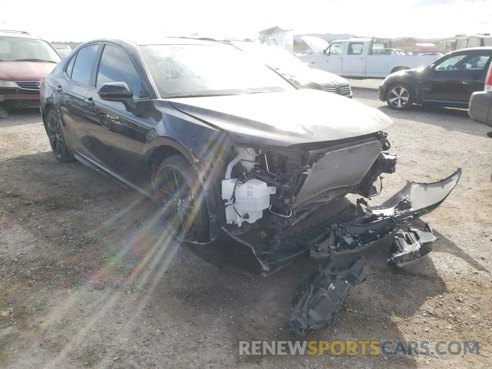 1 Photograph of a damaged car 4T1B11HK6KU275011 TOYOTA CAMRY 2019