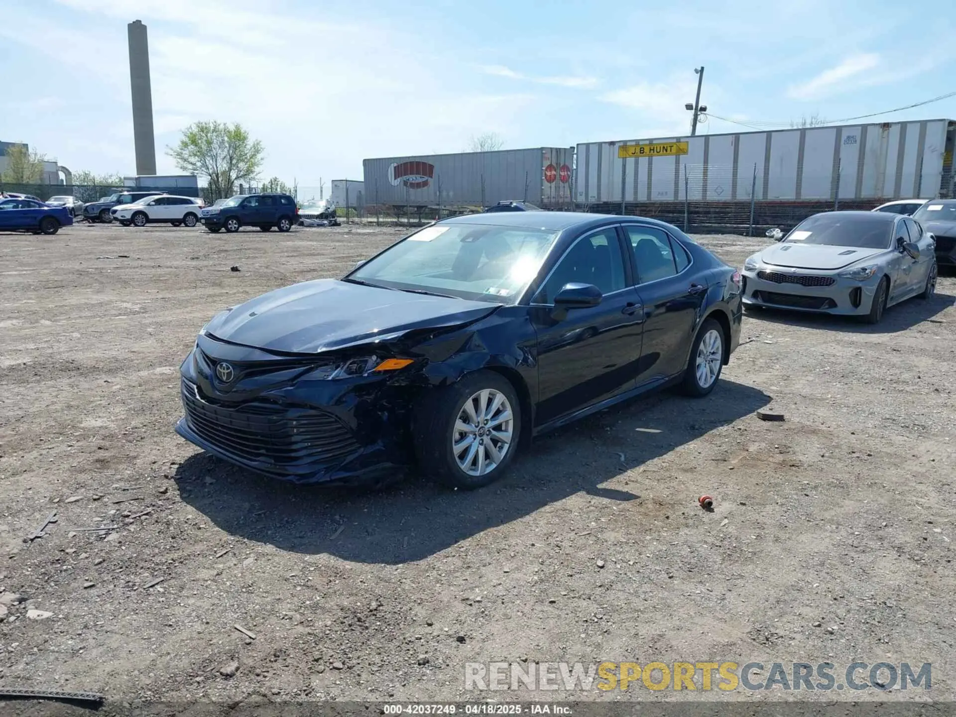 2 Photograph of a damaged car 4T1B11HK6KU276644 TOYOTA CAMRY 2019