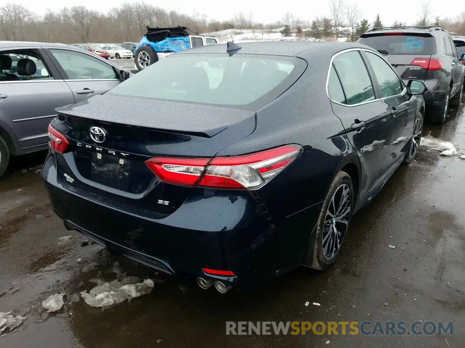 4 Photograph of a damaged car 4T1B11HK6KU277373 TOYOTA CAMRY 2019