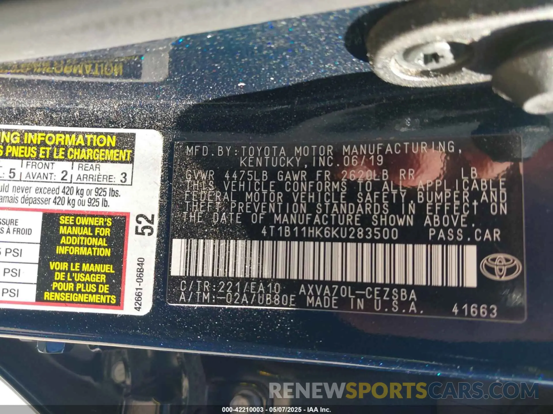 9 Photograph of a damaged car 4T1B11HK6KU283500 TOYOTA CAMRY 2019