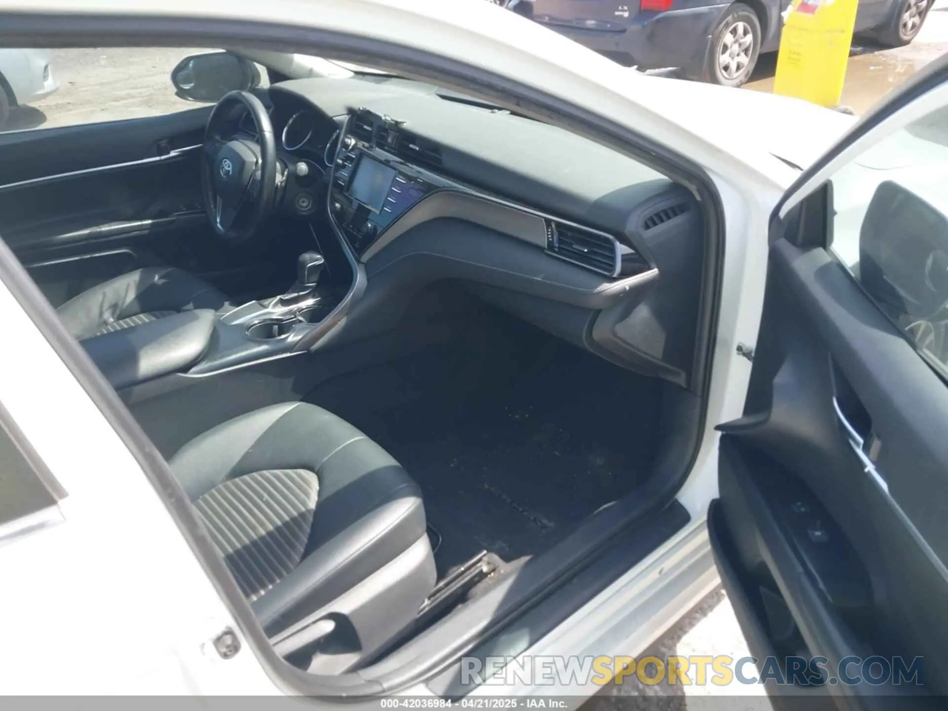 5 Photograph of a damaged car 4T1B11HK6KU288602 TOYOTA CAMRY 2019