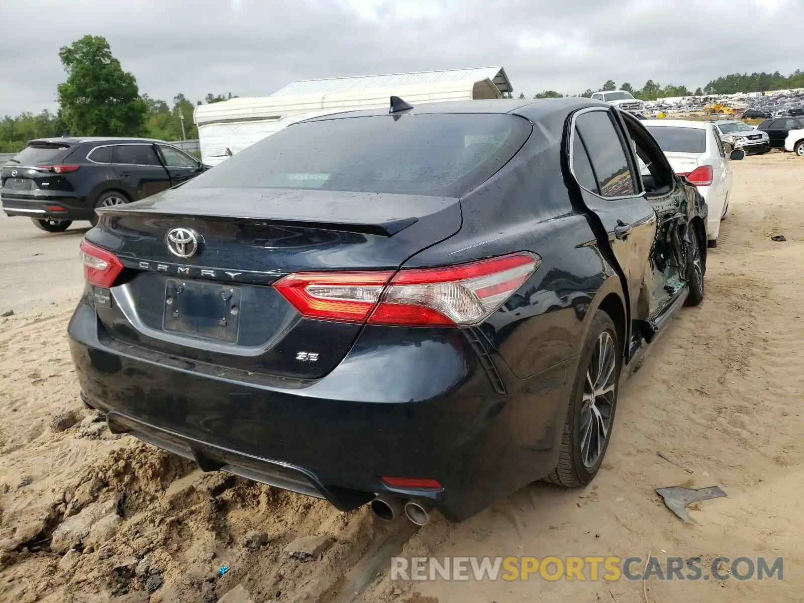 4 Photograph of a damaged car 4T1B11HK6KU291659 TOYOTA CAMRY 2019